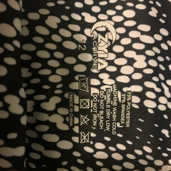 Zyia black viper pocket LNT high rise leggings - Picture 4 of 7